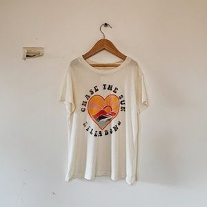 NWT Girls Billabong Tee- Chase the sun